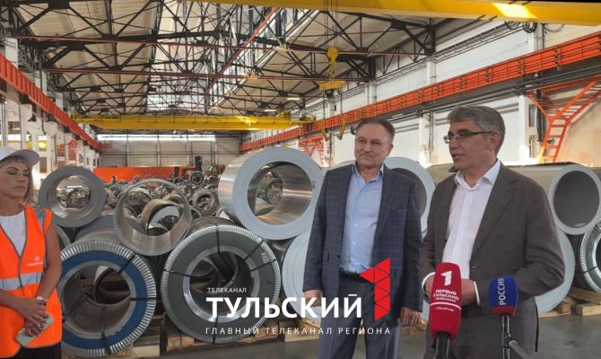 Дмитрий Миляев посетил завод стоимостью более миллиарда рублей