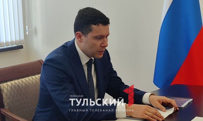 Министр промышленности и торговли России посетил новое предприятие в Новомосковске