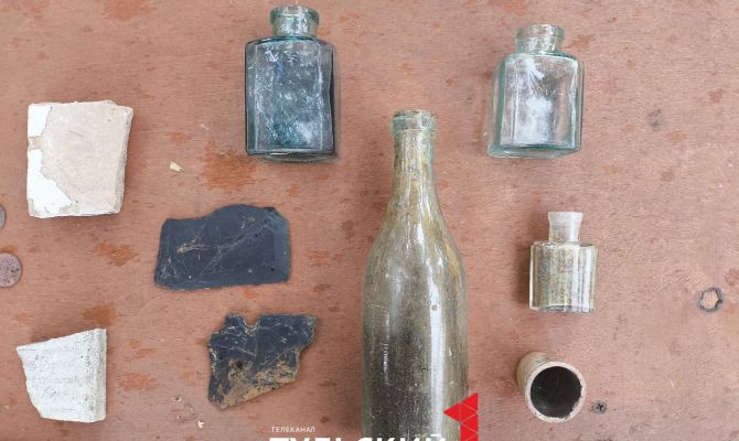В Туле случайно обнаружили предметы быта 100-летней давности