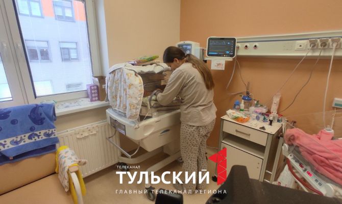 В тульском перинатальном центре выхаживают малыша весом менее 600 граммов