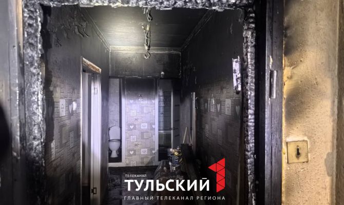 На улице Бондаренко в Туле загорелась многоэтажка: фоторепортаж