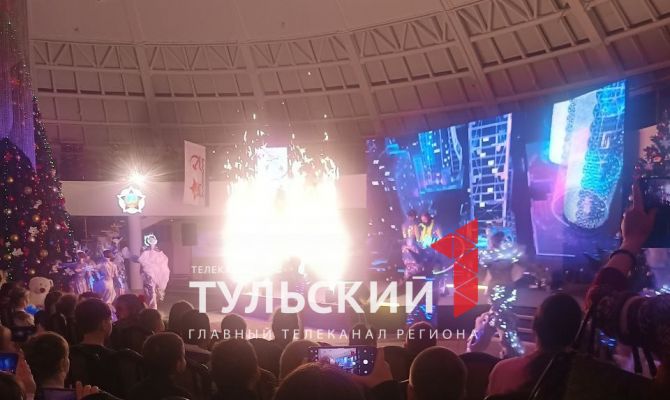 Для юных туляков устроили фантастическое представление с иллюзиями