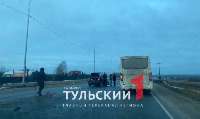 На Калужском шоссе в Туле произошло жесткое ДТП