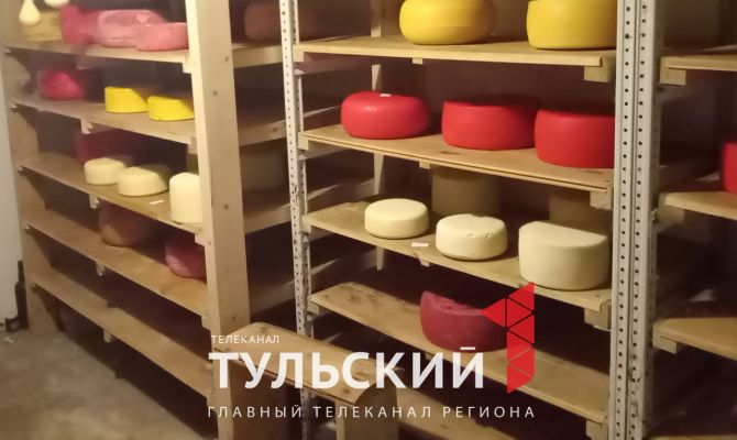 В Тульской области уничтожили 24 кг запрещенных сыров и мяса из Европы