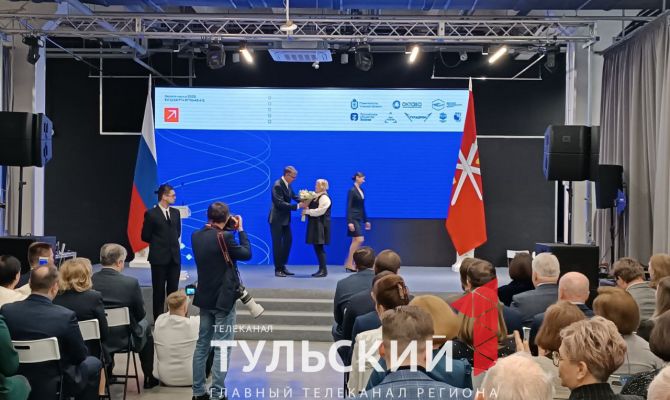 Дмитрий Миляев наградил лучших ученых и разработчиков Тульской области