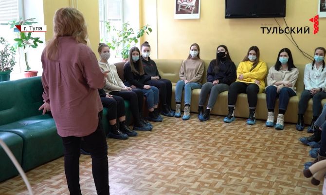 Тульской молодежи рассказали, как в будущем родить здорового малыша