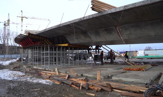 "Не уступает Крымскому": какие передовые технологии применяют при строительстве моста через Упу