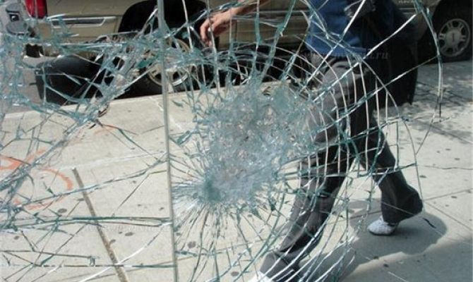 В Туле горе-грабителя поймали в продуктовом магазине с поличным