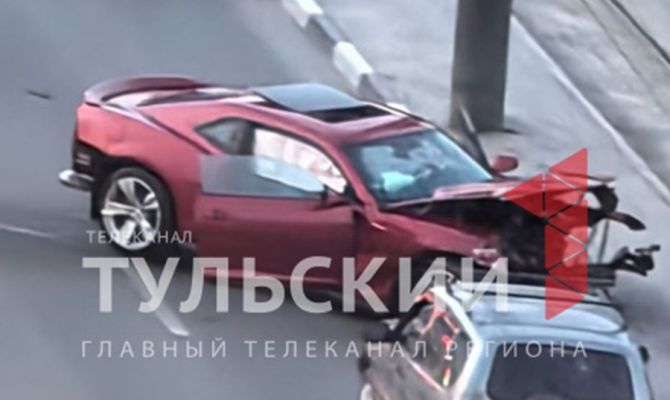 "Известия": устроивший смертельное ДТП в Туле "Шевроле Камаро" мог принадлежать члену ЦК КПРФ 