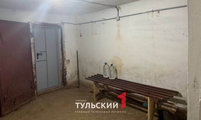 В Тульской области начали ремонтировать укрытия в многоэтажных домах