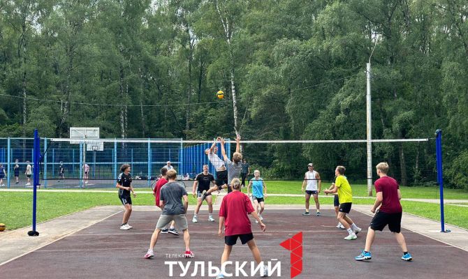 В Центральном парке Тулы стартовал II этап Фестиваля паркового волейбола