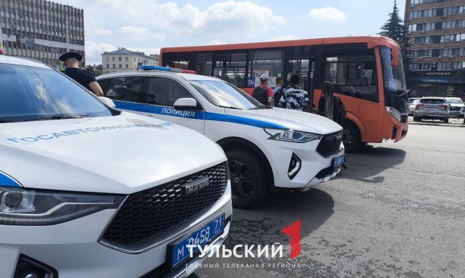 Почти 900 нарушений выявили в общественном транспорте Тулы