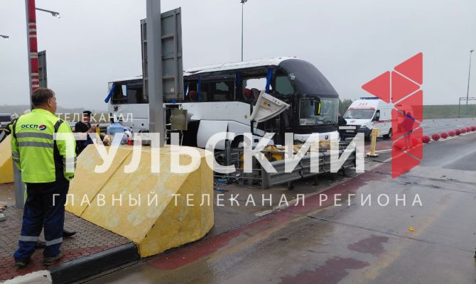 По факту ДТП с пассажирским автобусом на трассе М-4 «Дон» возбуждено уголовное дело