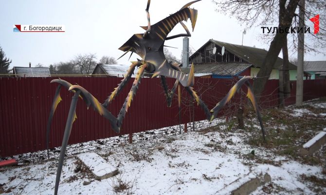 От огромного жука до Призрачного гонщика: тульский токарь создает необычные скульптуры из железа