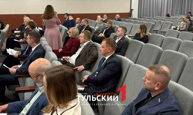 Члены семей участников СВО смогут оформить абонементы на бесплатную парковку в Туле