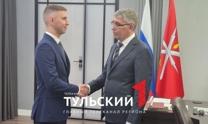 Тульский чиновник подписал контракт с Минобороны РФ