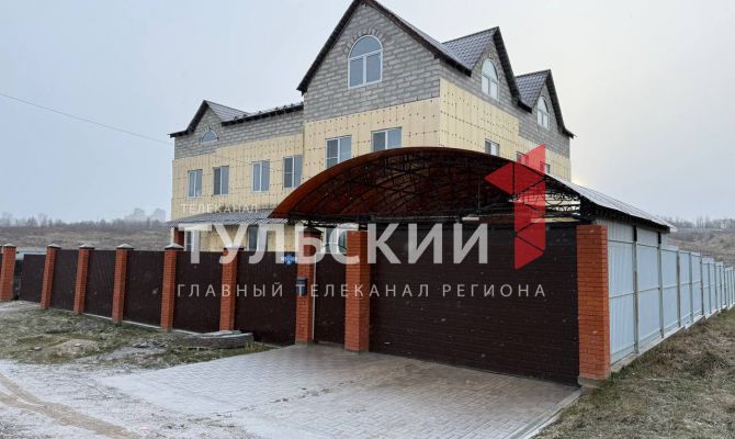 Появились кадры с места поножовщины в рехабе под Тулой