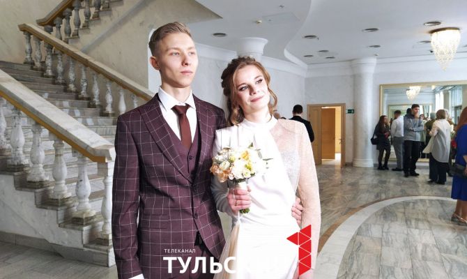 Молодожены назвали главные трудности зимней свадьбы в Туле 