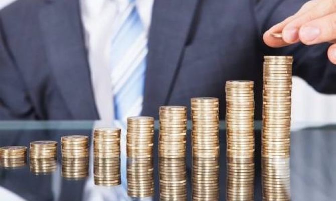 Годовая инфляция в России замедлилась