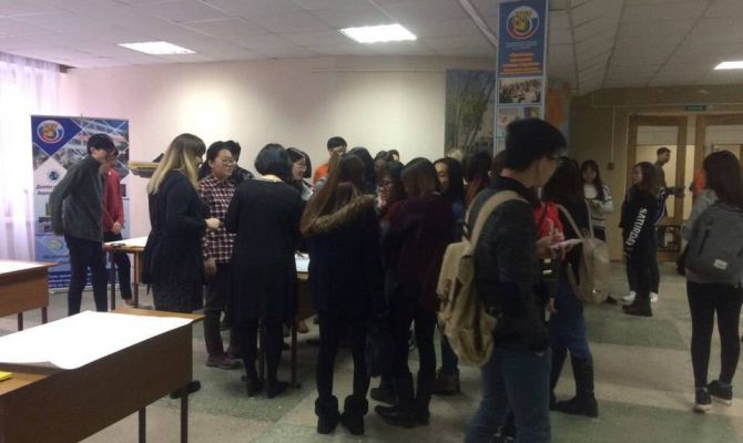 В ТГПУ проходит фестиваль студентов «День межнационального студенческого единства»