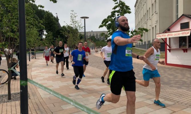 Более полутора тысяч туляков сегодня пробежали «Зеленый марафон»