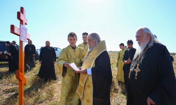 В Большой Туле осветили закладные камни для 4 будущих храмов