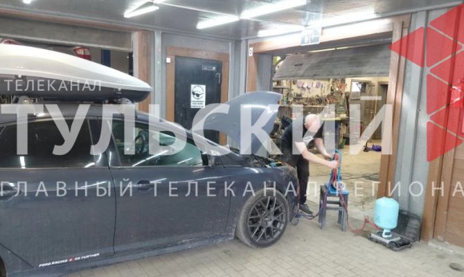 Названа минимальная стоимость легальной заправки хладагента в Туле