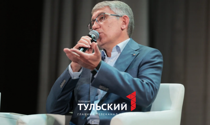 Автобус, работа и отделение полиции: Миляев дал поручения в трёх районах