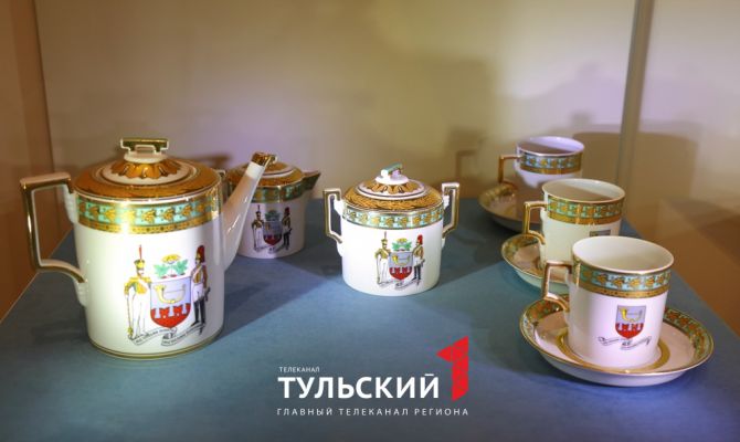 Тулякам покажут редкую коллекцию кремлёвского фарфора