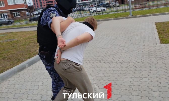 В тульскую школу проник неизвестный в маске: Росгвардия провела учения