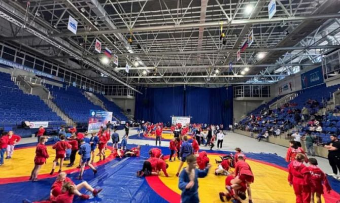 Туляки стали победителями первенства Центральной России по самбо