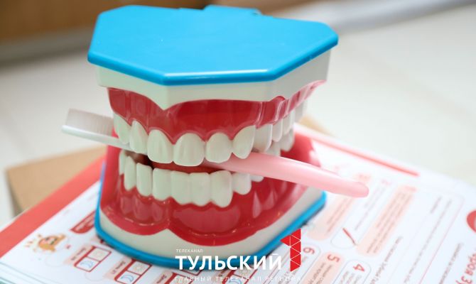 В Туле врачи назвали главные ошибки в уходе за зубами