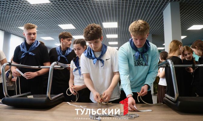 Более 300 тульских школьников сразились в «Зарнице 2.0» за выход в финал