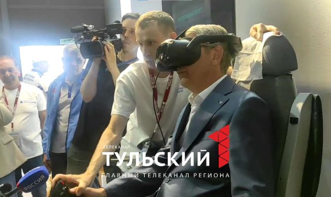 Дмитрий Миляев сел за штурвал вертолета «Ансат»