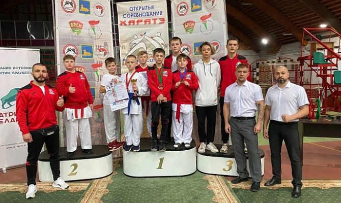 Юные туляки стали призерами на республиканских соревнованиях по каратэ
