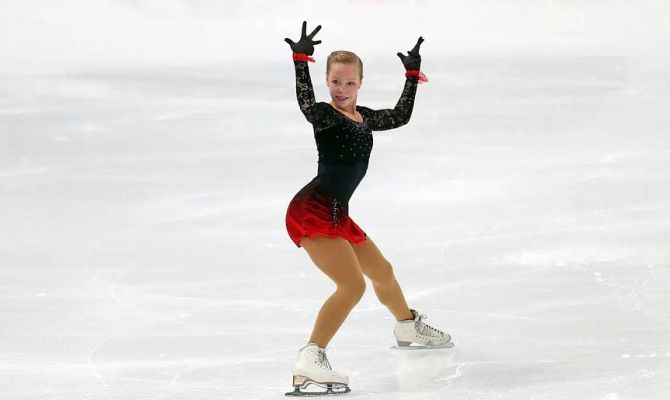 Тулячка пошла в топ-10 на Гран-при России по фигурному катанию