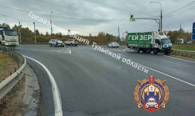 В Туле пенсионер устроил ДТП на "Золотом кольце"