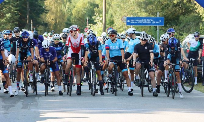 Более 1000 велогонщиков вышли на старт заезда Gran Fondo Russia в Тульской области