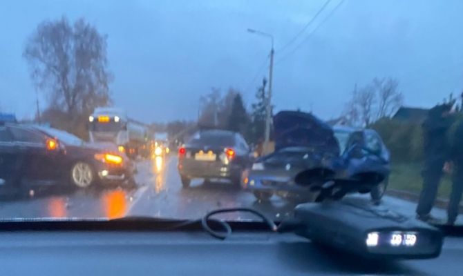 ДТП на Новомосковском шоссе под Тулой стало причиной большой пробки
