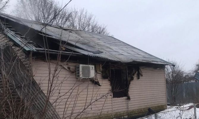 Следователи выясняют обстоятельства гибели пожилой женщины при пожаре в Ефремове