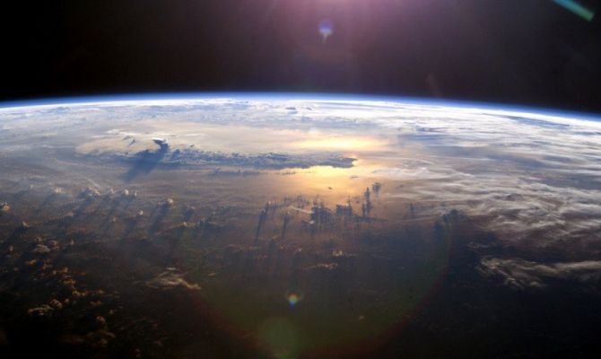 В августе к Земле 80 раз подлетали астероиды