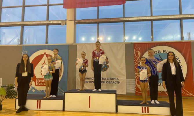 Туляки заняли 3-е место на Всероссийских соревнованиях по спортивной акробатике