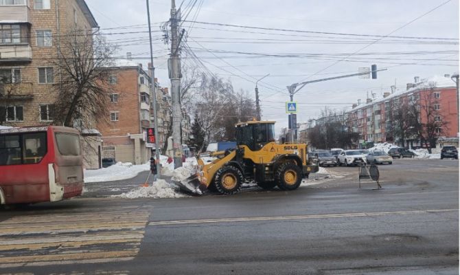 За сутки с улиц Тулы вывезли более шести тысяч кубометров снега
