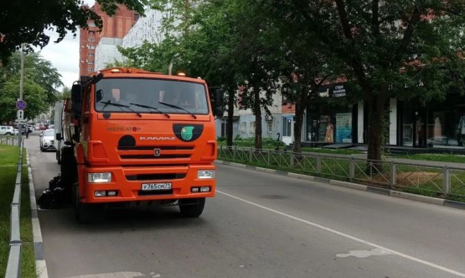 С улиц Тулы вывезли 25 кубометров смета за сутки