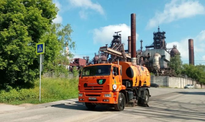 За сутки с улиц Тулы вывезли 64 кубометра смета