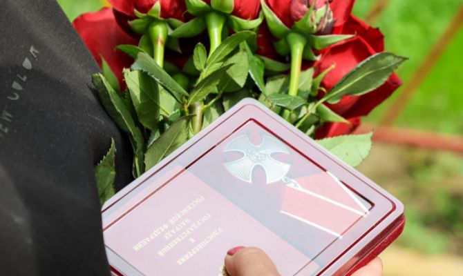 Семьям погибших бойцов СВО из Тулы передали ордена Мужества