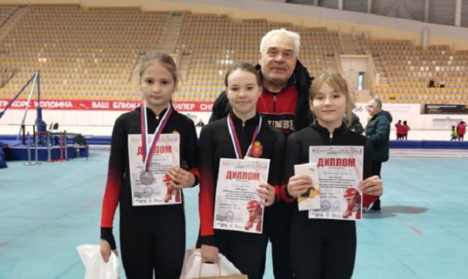 Туляки привезли медали с Всероссийских соревнований по конькобежному спорту