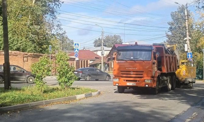 За сутки с улиц Тулы вывезли 45 кубометров смета