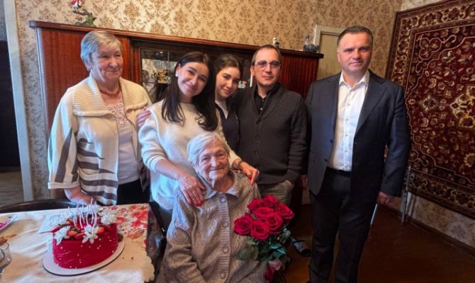 Тулячка отметила 100-летний юбилей