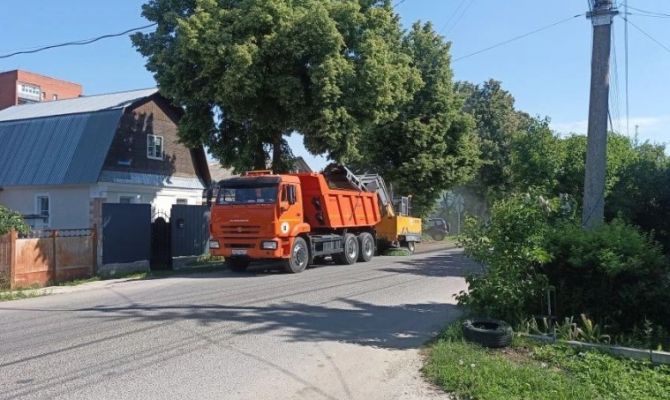 За сутки с улиц Тулы вывезли 71 кубометр смёта